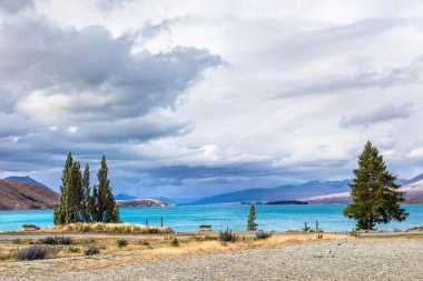 Yeni Zelanda 'da turkuaz göl Tekapo görünümü