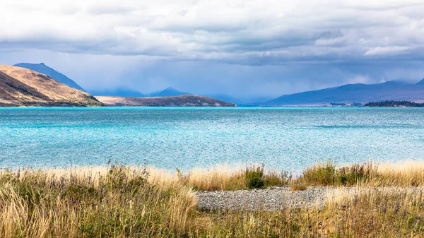 Widok Turkusowy Jezioro Tekapo Nowej Zelandii — Zdjęcie stockowe