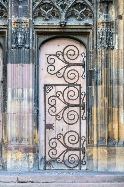 Beskåda Dörren Sanktt Theobald Kyrka Thann — Stockfoto