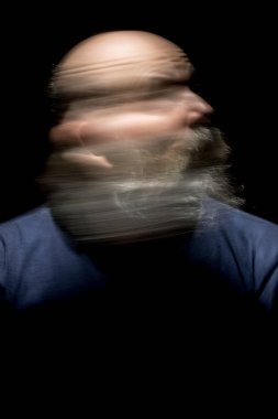 sakallı adam hareket bulanıklığı portre