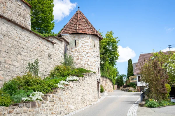 A Bergfelden Dél-Németország erődített temploma — Stock Fotó