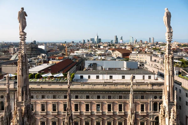 Вид с воздуха на Милан — стоковое фото