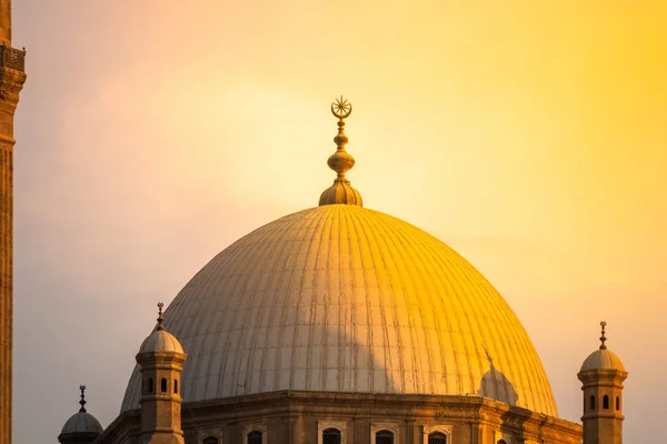 A mecset Muhammad Ali Kairóban Egyiptomban naplementekor — Stock Fotó