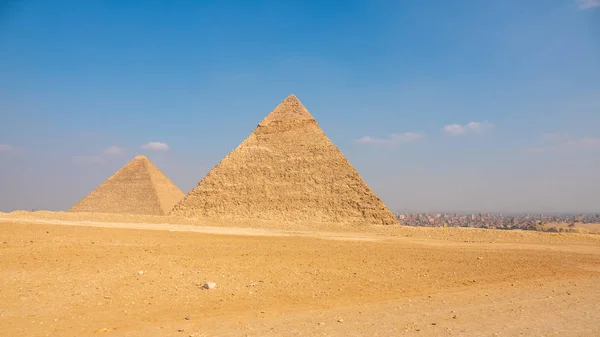 Pirámides en Giza El Cairo Egipto — Foto de Stock