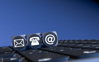 e-posta telefon ve mektup için işaretler ile üç küpler