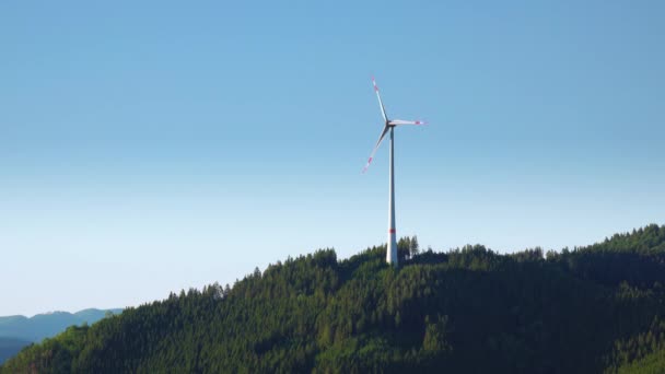 Ветряная Электростанция Районе Шварцвальда — стоковое видео