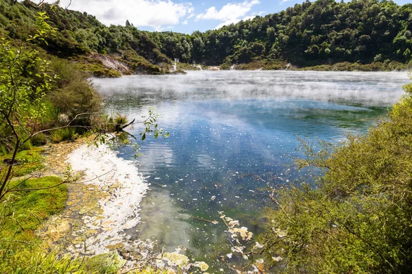 Actividades volcánicas en waimangu —  Fotos de Stock