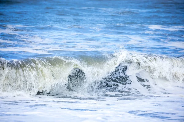 Stormachtige oceaan landschap achtergrond — Stockfoto