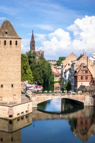 Estrasburgo paisaje torres de agua — Foto de Stock