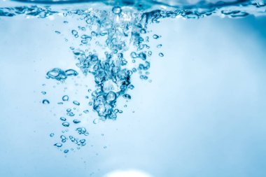 Güzel bir su havası bir görüntü arka plan kabarcıklar