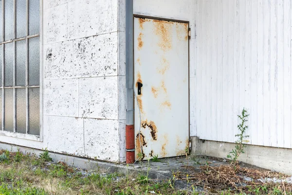 Una Imagen Una Puerta Trasera Oxidada — Foto de Stock