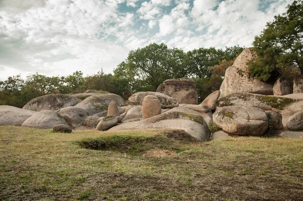 Beglik 口ひげ 先史時代の岩の聖域街プリモルスコ近くブルガリアの黒海沿岸に位置しています — ストック写真
