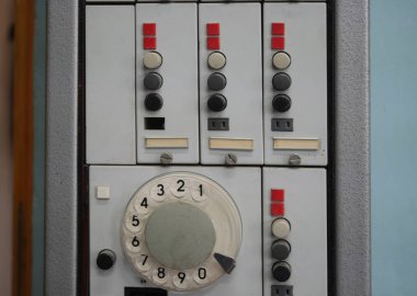 eski telefon santrali 