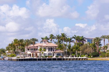 Fort Lauderdale şehrinde büyük ev