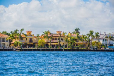 Fort Lauderdale şehrinde büyük ev