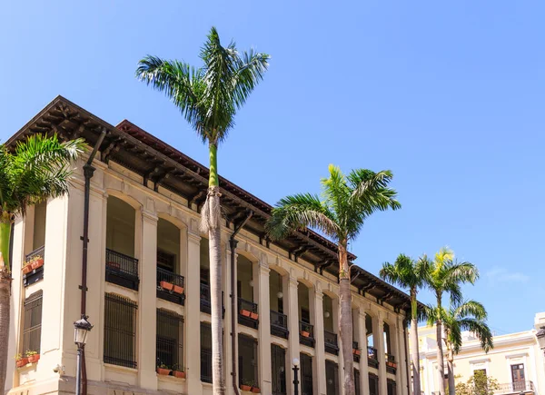 Palazzo del Governo nel centro storico di San Juan — Foto Stock