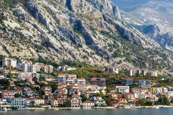 Condomini moderni in Montenegro — Foto Stock