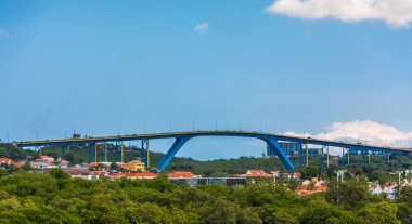 Kraliçe Juliana köprüden Curacao