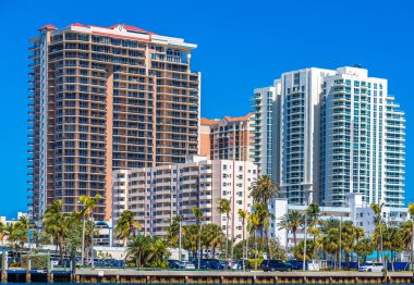 Bir kıyı kınamak bina