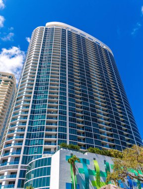 Bir kıyı kınamak bina