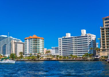 Bir kıyı kınamak bina