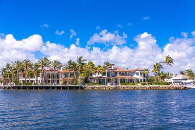 Fort Lauderdale şehrinde büyük ev