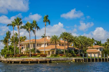 Fort Lauderdale şehrinde büyük ev