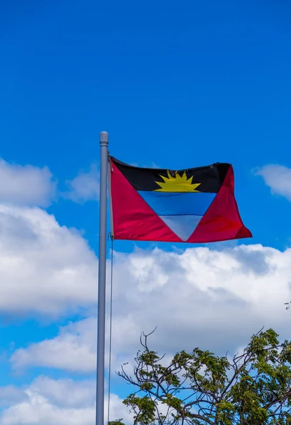 Σημαία των Αντίγκουα — Φωτογραφία Αρχείου