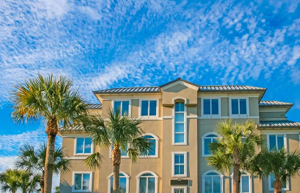 Stucco Coastal Condos — Stock Photo, Image