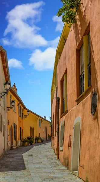 Curving Alley in France — Stock Photo, Image