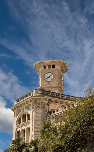 Torre dell'orologio di pietra a Nizza — Foto Stock