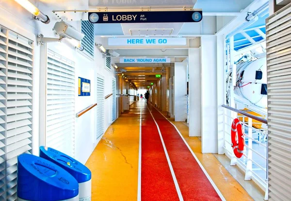 Chemin de jogging sur bateau de croisière — Photo