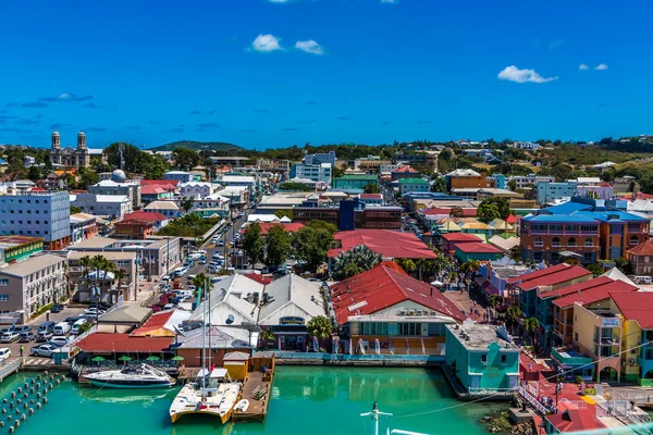 Miasto portowe Antigua — Zdjęcie stockowe