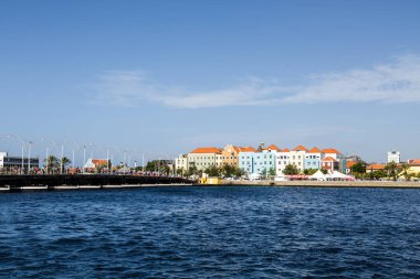 Kanal genelinde Curacao