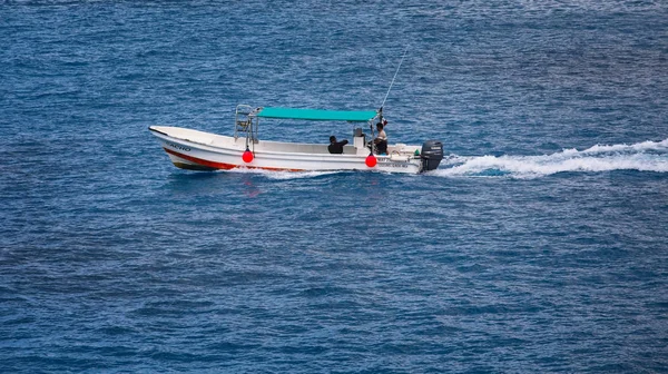 Small Fishing Boats off Coast of Cozumel — Stock Photo, Image