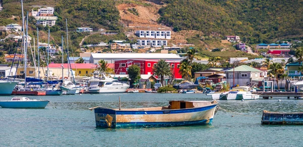 Vecchia barca da pesca — Foto Stock