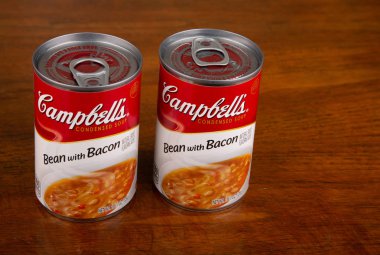 Fasulye ve domuz pastırması çorbası