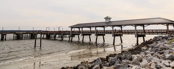 Wood Pier on Stormy Day — Stock Photo, Image