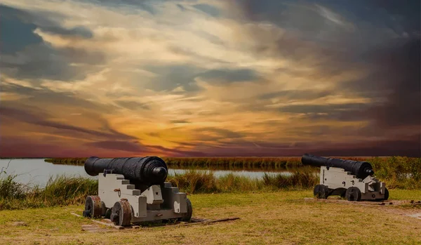 Cannons at Sunset — Stock Photo, Image