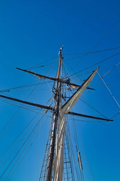 Sails and Masts — Stock Photo, Image