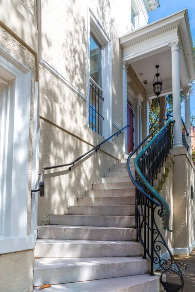 Stairs to Mansion — Stock Photo, Image