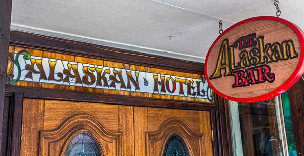 Alaskan bar und hotel — Stockfoto