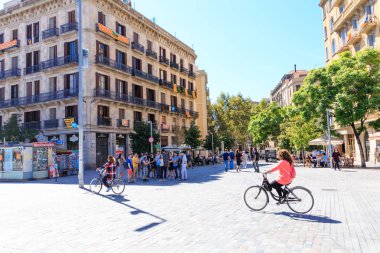 Plaza binada Katalonya afiş