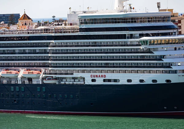 Cunard-Kreuzfahrtschiff — Stockfoto