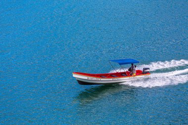 Saint Lucia içinde Arms su taksi Brothers