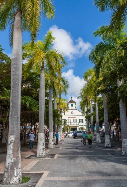 Shopping Lane in Sint Maarten — Stock Photo, Image