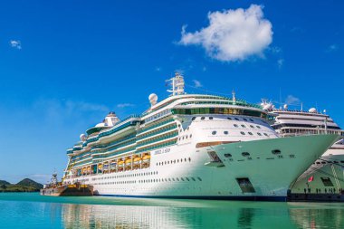 Antigua'da Denizin Mücevheri