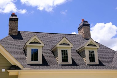 Dormers ve Taş Bacalar