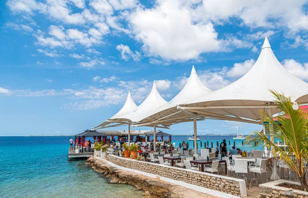 Bonaire Restaurant on Pier — Stock Photo, Image