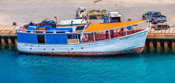 Dona Monica Boat — Stockfoto